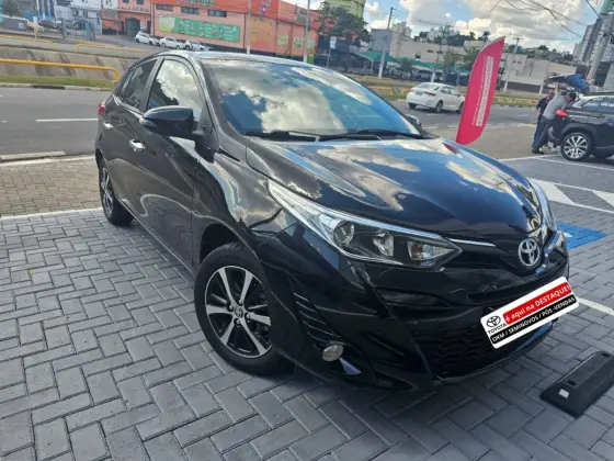 TOYOTA YARIS 2019