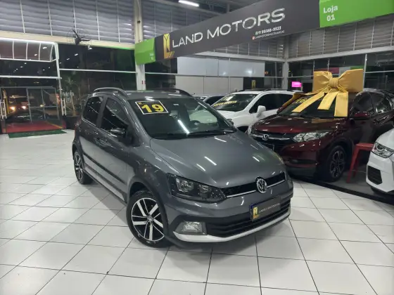 VOLKSWAGEN FOX 2019