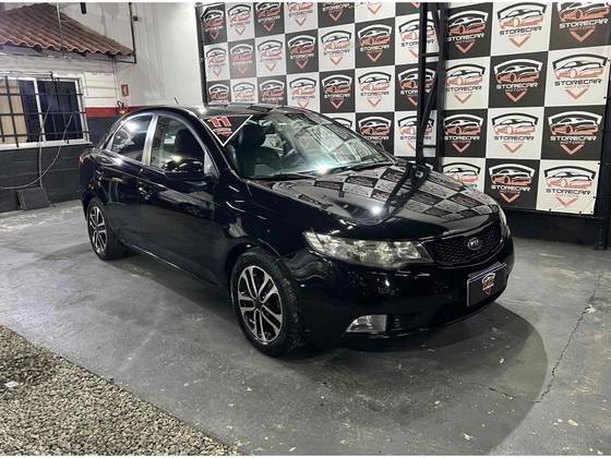 KIA CERATO 2011