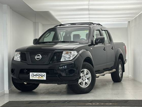NISSAN FRONTIER 2014