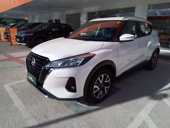 NISSAN KICKS 2024