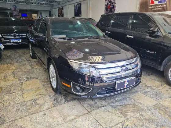 FORD FUSION 2010