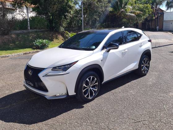 LEXUS NX 200T 2015