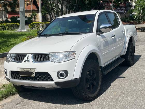 MITSUBISHI L200 TRITON 2013