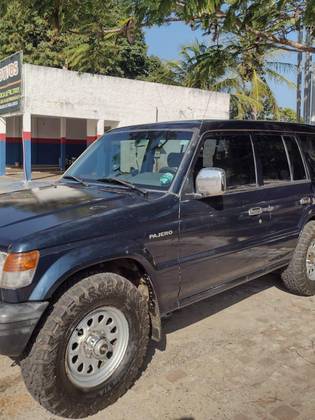 MITSUBISHI PAJERO 1995