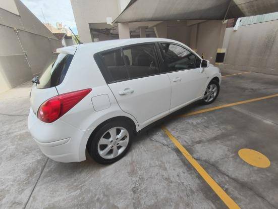 NISSAN TIIDA 2012