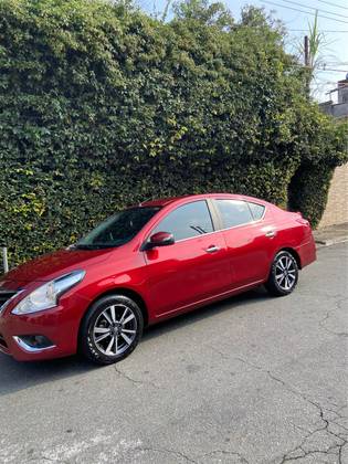 NISSAN VERSA 2019