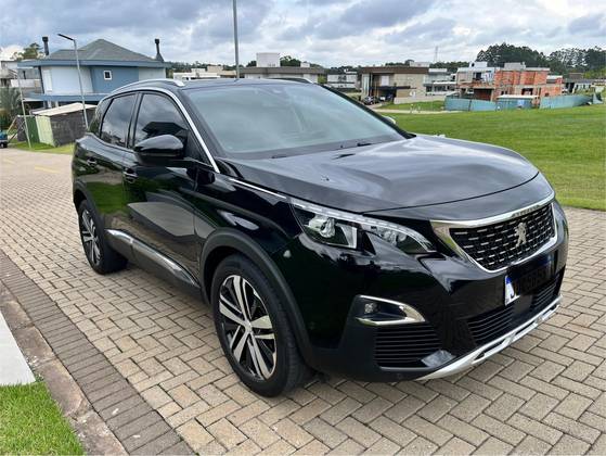 PEUGEOT 3008 2019