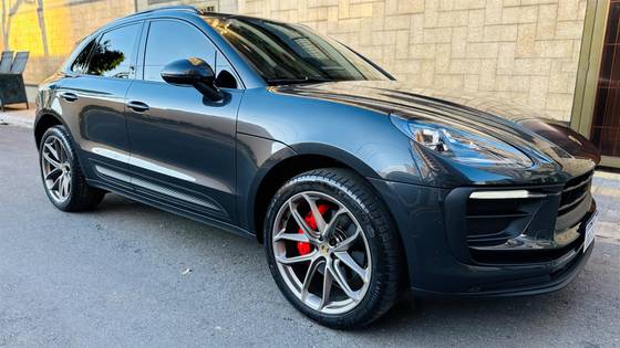PORSCHE MACAN 2022