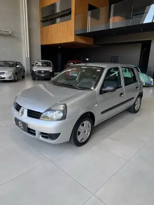 RENAULT CLIO 2010