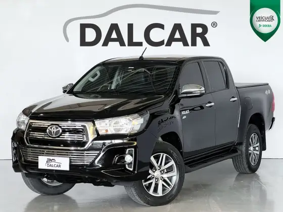 TOYOTA HILUX 2019
