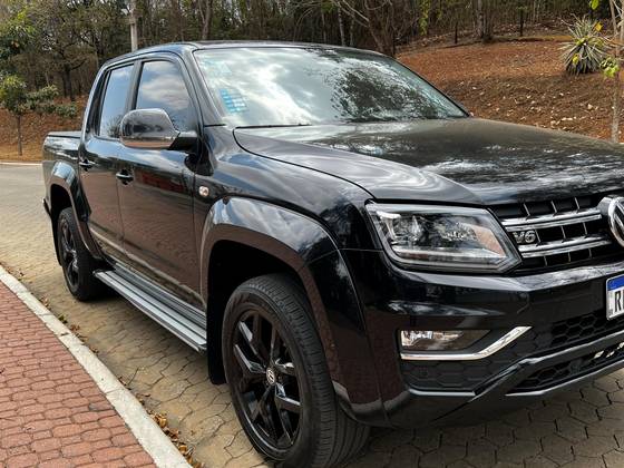 VOLKSWAGEN AMAROK 2021