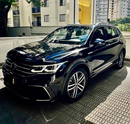 VOLKSWAGEN TIGUAN 2024