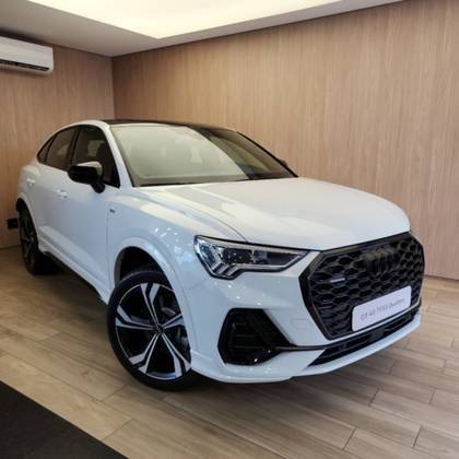 AUDI Q3 2025