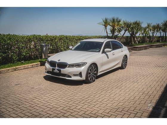 BMW 320i 2021