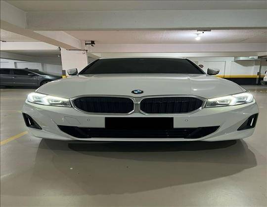 BMW 320i 2023