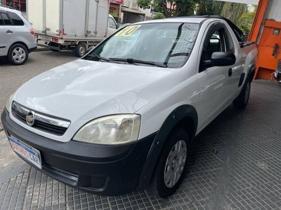 CHEVROLET MONTANA 2010