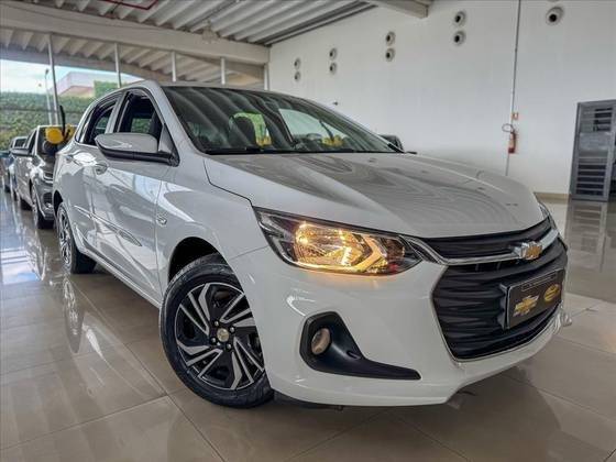 CHEVROLET ONIX 2024