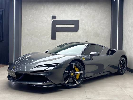 FERRARI SF90 2021
