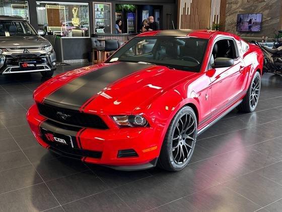 FORD MUSTANG 2012