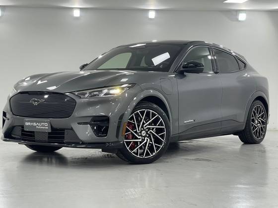 FORD MUSTANG MACH-e 2023