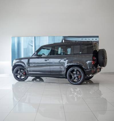 LAND ROVER DEFENDER 2025