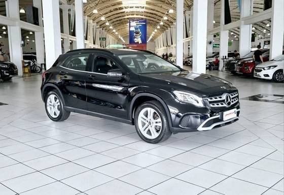 MERCEDES-BENZ GLA 200 2019