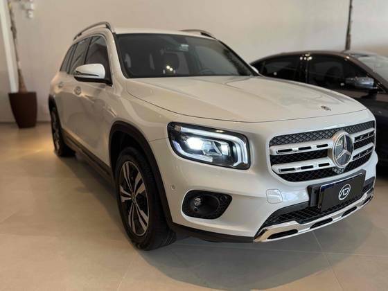 MERCEDES-BENZ GLB 200 2021