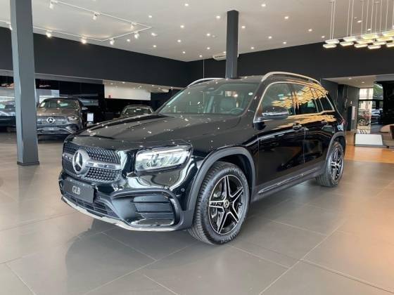 MERCEDES-BENZ GLB 220 2025