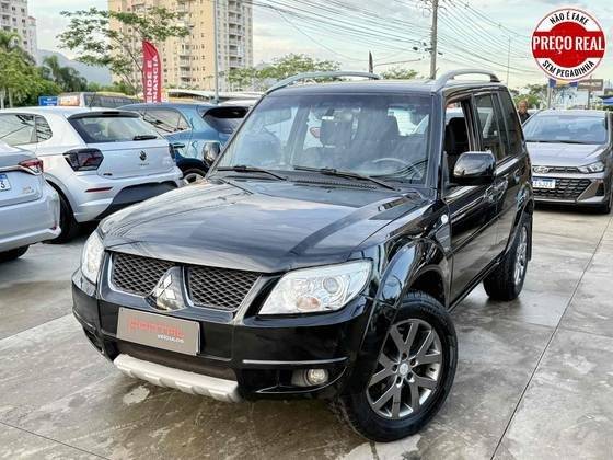 MITSUBISHI PAJERO TR4 2015