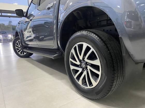 NISSAN FRONTIER 2022