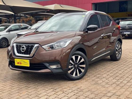 NISSAN KICKS 2018