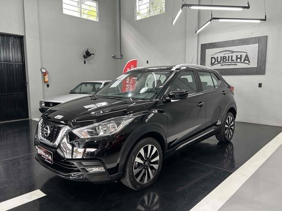 NISSAN KICKS 2017