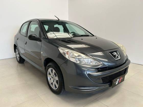 PEUGEOT 207 2013