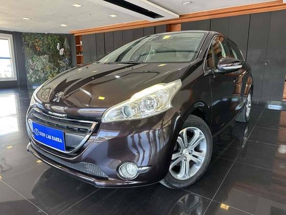 PEUGEOT 208 2014