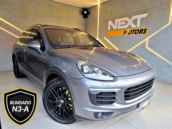 PORSCHE CAYENNE 2017
