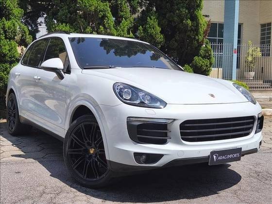 PORSCHE CAYENNE 2018