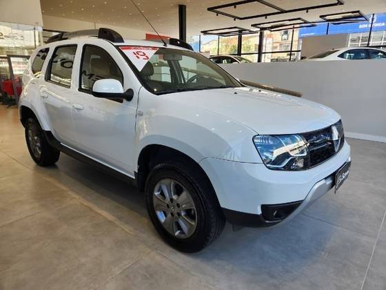 RENAULT DUSTER 2019