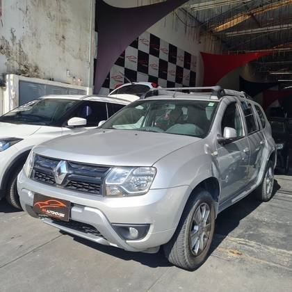 RENAULT DUSTER 2017