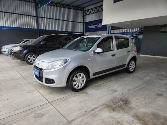 RENAULT SANDERO 2012