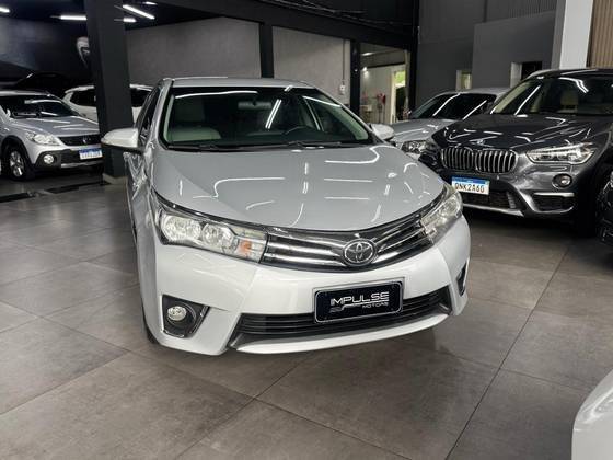 TOYOTA COROLLA 2015