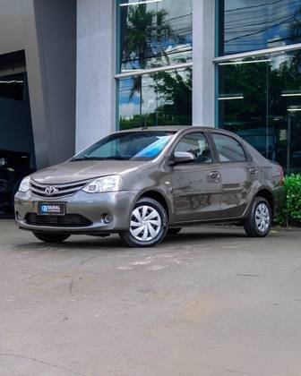 TOYOTA ETIOS 2017