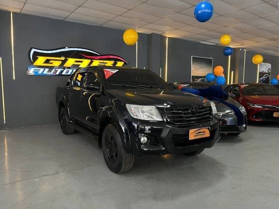 TOYOTA HILUX 2014