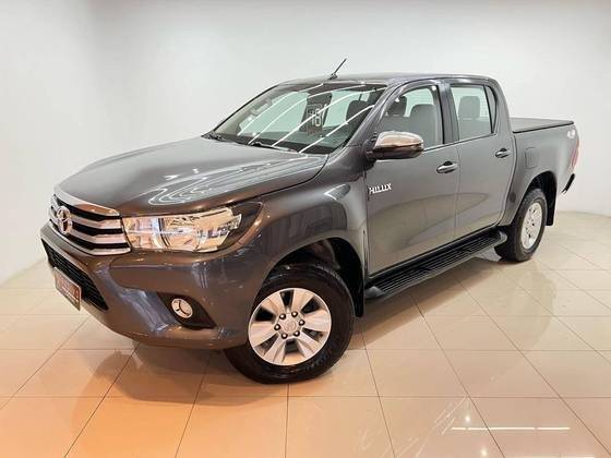 TOYOTA HILUX 2018