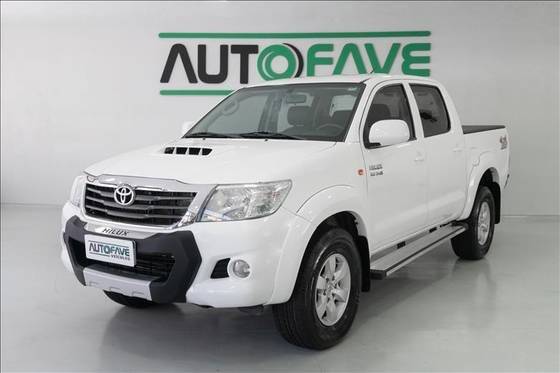 TOYOTA HILUX 2013
