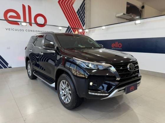 TOYOTA HILUX SW4 2022