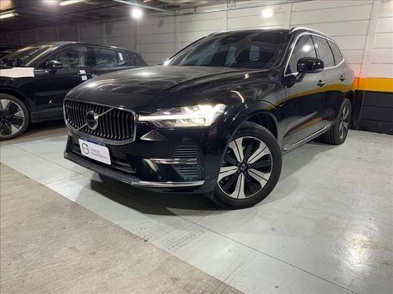 VOLVO XC60 2023