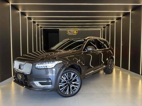 VOLVO XC90 2023