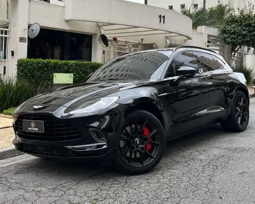 ASTON MARTIN DBX 2021
