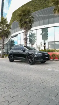 AUDI Q5 2024